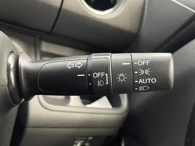 ホンダ Ｎ ＢＯＸ カスタム G L ホンダセンシング 鹿児島県 2020(令2)年 1.8万km パールⅡ 禁煙車/ホンダセンシング/純正ナビ/・CD/DVD/・フルセグTV/・BT/・USB/純正前後ドラレコ/片側パワスラ/ビルドインETC/社外レーダー探知機/純正フロアマット/純正アルミ/純正LEDヘッドライト/フロントフォグ/オートライト/オートマチックハイビーム/スマートキー/プッシュスタート