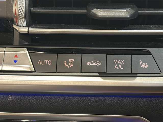 ＢＭＷ Ｘ５ xDrive 35d 新潟県 2020(令2)年 4.9万km ミネラルホワイト 電動パノラマ・ガラス・サンルーフ/プラスパッケージ/-4ゾーン・オートマチック・エア・コンディショナー/-保冷・保温機能付カップ・ホルダー/-ソフト・クローズ・ドア（フロント&リヤ）/harman/kardonサラウンド・サウンド・システム/BMWライブ・コックピット/-12.3インチ マルチ・ディスプレイ・メーター・パネル/-12.3インチ ワイド・コントロール・ディスプレイ/-HDDナビゲーション・システム/パーキングアシストプラス/ドライビングアシストプロフェッショナル/オートマチック・テールゲート/アダプティブLEDヘッドライト/コンフォート・アクセス/アンビエント・ライト/電動フロント・シート（運転席メモリー機能付）/スポーツ・シート（運転席&助手席、電動調節式サイド・サポート付）/フロント・シート・ヒーティング/メタリックペイント（A96:ミネラルホワイト）