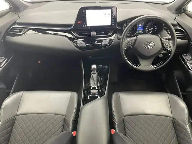 トヨタ Ｃ－ＨＲ G モード ネロセーフティプラスⅡ 愛知県 2021(令3)年 5.9万km ホワイトパールクリスタルシャイン 純正ディスプレイ　ＴＲＤエアロ　全方位カメラ　ハーフレザー　シートヒーター　ＢＳＭ　トヨタセーフティセンス　衝突軽減　車線逸脱　追従クルコン　ＬＥＤオートライト　オートハイビーム　ミラキャスト　ＢＴ　ステアリングスイッチ　純正フロアマット　禁煙車