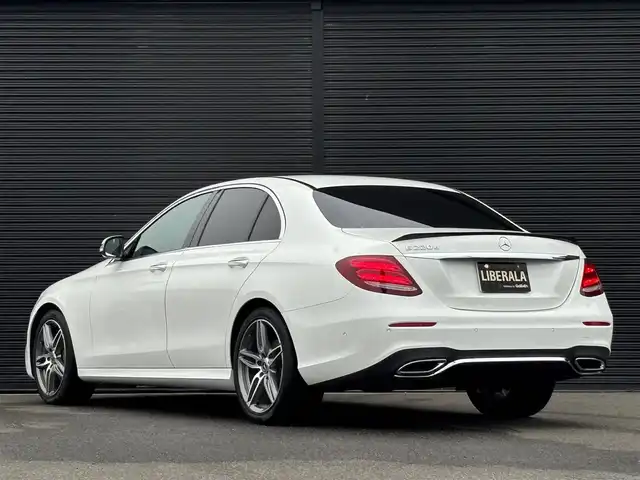 メルセデス・ベンツ Ｅ２２０ｄ アバンギャルド スポーツ 山梨県 2018(平30)年 5.1万km ポーラホワイト 当店買取車/エクスクルーシブパッケージ/黒革シート/Burmester/AMGライン/純正HDDナビ/全周囲カメラ/フルセグTV/電動リアゲート/全席シートヒーター/ACC/LKA/BＳＭ/衝突軽減Ｂ/アンビエントライト/ＨＵＤ/オートハイビーム/LEDオートライト/パヒュームＡ/ETC(DSRC)/ドラレコ