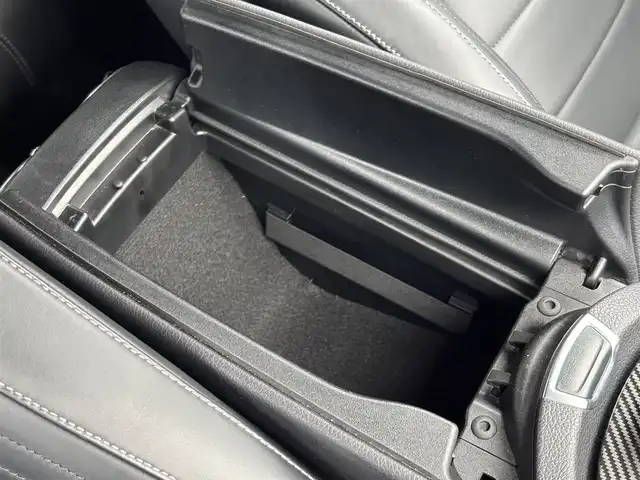 メルセデス・ベンツ Ｅ２２０ｄ アバンギャルド スポーツ 山梨県 2018(平30)年 5.1万km ポーラホワイト 当店買取車/エクスクルーシブパッケージ/黒革シート/Burmester/AMGライン/純正HDDナビ/全周囲カメラ/フルセグTV/電動リアゲート/全席シートヒーター/ACC/LKA/BＳＭ/衝突軽減Ｂ/アンビエントライト/ＨＵＤ/オートハイビーム/LEDオートライト/パヒュームＡ/ETC(DSRC)/ドラレコ
