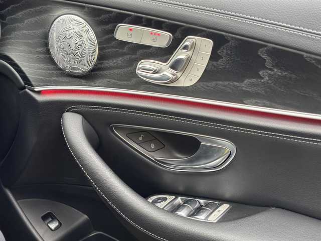 メルセデス・ベンツ Ｅ２２０ｄ アバンギャルド スポーツ 山梨県 2018(平30)年 5.1万km ポーラホワイト 当店買取車/エクスクルーシブパッケージ/黒革シート/Burmester/AMGライン/純正HDDナビ/全周囲カメラ/フルセグTV/電動リアゲート/全席シートヒーター/ACC/LKA/BＳＭ/衝突軽減Ｂ/アンビエントライト/ＨＵＤ/オートハイビーム/LEDオートライト/パヒュームＡ/ETC(DSRC)/ドラレコ