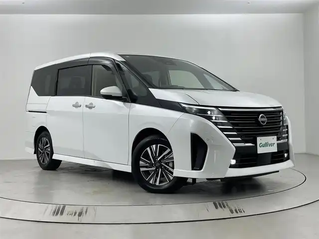 日産 セレナ e－パワー ハイウェイスター V 埼玉県 2024(令6)年 0.5万km プリズムホワイト ディスプレイオーディオ/(Bluetooth/HDMI/VTR/android auto/Apple CarPlay/AM/FM)/全方位カメラ/ETC2.0/デジタルインナーミラー/プロパイロット/先行車発進お知らせ/ブラインドスポットモニター/標識認識機能/ドライブモードセレクト/電子パーキングシステム/オートブレーキホールド/プッシュスタート/ステアリングリモコン/ロールサンシェード/両側パワースライドドア/社外フロアマット/純正ドアバイザー/純正16インチアルミホイール