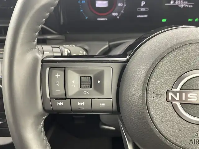 日産 セレナ e－パワー ハイウェイスター V 埼玉県 2024(令6)年 0.5万km プリズムホワイト ディスプレイオーディオ/(Bluetooth/HDMI/VTR/android auto/Apple CarPlay/AM/FM)/全方位カメラ/ETC2.0/デジタルインナーミラー/プロパイロット/先行車発進お知らせ/ブラインドスポットモニター/標識認識機能/ドライブモードセレクト/電子パーキングシステム/オートブレーキホールド/プッシュスタート/ステアリングリモコン/ロールサンシェード/両側パワースライドドア/社外フロアマット/純正ドアバイザー/純正16インチアルミホイール