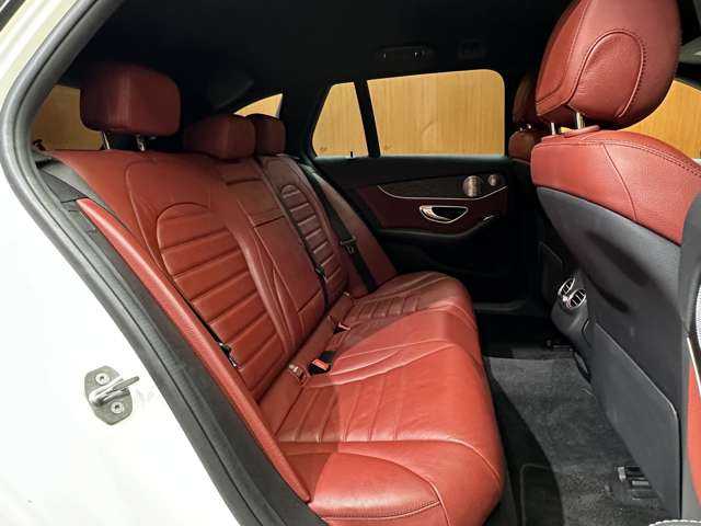 メルセデス・ベンツ Ｃ２００ ステーションワゴン アバンギャルドAMGライン 千葉県 2019(平31)年 4.6万km ダイヤモンドホワイト レザーエクスクルーシブＰＫＧ　/純正ナビ　/３６０°カメラ　/ＢＳＭ　/ＨＵＤ　/赤革　/シートヒーター　/パワーシート　/ＬＥＤヘッドライト　/ハイビームアシスト　/Ｂｕｒｍｅｓｔｅｒサウンド　/電動リアゲート
