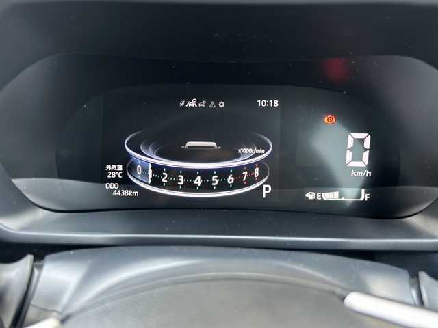トヨタ ライズ Z 静岡県 2024(令6)年 0.5万km ブラックマイカメタリック スマートアシスト/・衝突軽減ブレーキ/・レーダークルーズコントロール/・ブラインドスポットモニター/・レーンキープ/・コーナーセンサー/・オートホールド/・全方位カメラ/純正ディスプレイオーディオ/・フルセグTV/・ラジオ/・Bluetooth/・HDMI/・アップルカープレイ/アンドロイドオート/主要装備/・ETC/・前後ミラー型ドラレコ/・ステアリングスイッチ/・アイドリングストップ/・シートヒーター/・プッシュスタート/・スマートキー
