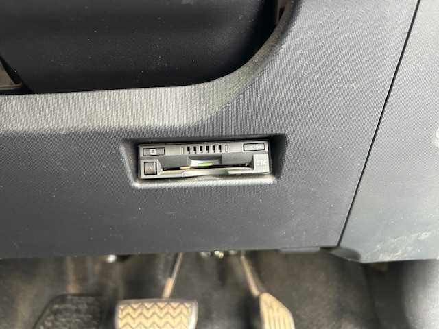 トヨタ アクア G 静岡県 2020(令2)年 5.6万km ホワイトパールクリスタルシャイン トヨタセーフティセンス/・レーンキープアシスト/・プリクラッシュセーフティ/・横滑り防止装置/純正メモリナビ/ワンセグTV/Bluetooth接続/ビルトインETC/クルーズコントロール/前後コーナーセンサー/バックカメラ/プッシュスタート/スマートキー/オートライト/LEDヘッドライト/純正フロアマット/盗難防止装置/取扱説明書