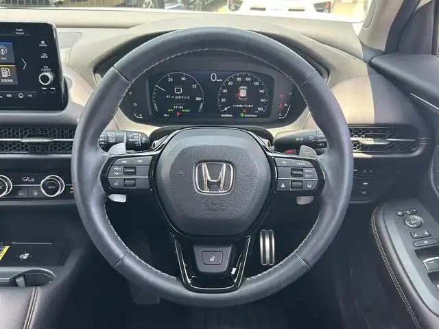 ホンダ ＺＲ－Ｖ ハイブリッド e:HEV Z 東京都 2024(令6)年 1.5万km プラチナホワイトパール 純正メーカーナビ/全方位モニター/ビルトインETC2.0/ドライブレコーダー/コーナーセンサー/BOSEスピーカー/パドルシフト/パワーバックドア/パワーシート/シートヒーター/ステアリングヒーター/ホンダセンシング/・衝突軽減ブレーキ/・誤発進抑制機能/・路外逸脱抑制機能/・車線維持支援システム/・アダプティブクルーズコントロール/・ブラインドスポットインフォメーション