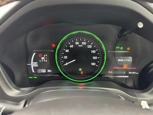 ホンダ ヴェゼル ハイブリッド Z ホンダセンシング 愛知県 2020(令2)年 3.2万km プラチナホワイトパール ホンダセンシング/　・衝突軽減ブレーキ/　・誤発進抑制機能/　・歩行者事故低減ステアリング/　・路外逸脱抑制機能/　・アダプティブクルーズコントロール/　・LKAS/　・先行車発進お知らせ機能/　・標識認識機能/純正ナビ/（Bluetooth/フルセグTV/CD/DVD/SD）/バックカメラ/革巻きステアリング/ドライブレコーダー/ステアリングリモコン/ハーフレザー/シートヒーター/純正フロアマット/ドアバイザー/パドルシフト/オートホールド/防眩ミラー