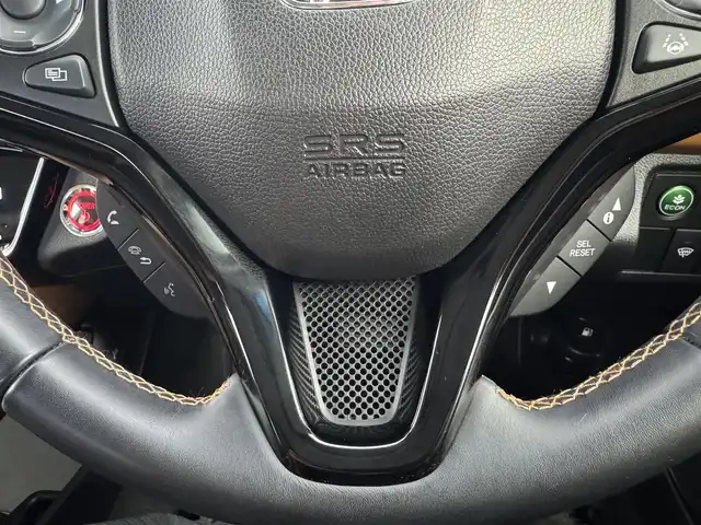 ホンダ ヴェゼル ハイブリッド Z ホンダセンシング 愛知県 2020(令2)年 3.2万km プラチナホワイトパール ホンダセンシング/　・衝突軽減ブレーキ/　・誤発進抑制機能/　・歩行者事故低減ステアリング/　・路外逸脱抑制機能/　・アダプティブクルーズコントロール/　・LKAS/　・先行車発進お知らせ機能/　・標識認識機能/純正ナビ/（Bluetooth/フルセグTV/CD/DVD/SD）/バックカメラ/革巻きステアリング/ドライブレコーダー/ステアリングリモコン/ハーフレザー/シートヒーター/純正フロアマット/ドアバイザー/パドルシフト/オートホールド/防眩ミラー