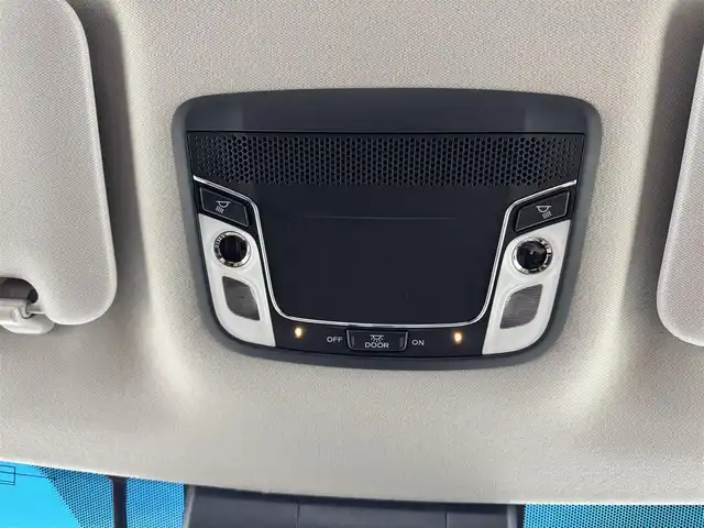 ホンダ ヴェゼル ハイブリッド Z ホンダセンシング 愛知県 2020(令2)年 3.2万km プラチナホワイトパール ホンダセンシング/　・衝突軽減ブレーキ/　・誤発進抑制機能/　・歩行者事故低減ステアリング/　・路外逸脱抑制機能/　・アダプティブクルーズコントロール/　・LKAS/　・先行車発進お知らせ機能/　・標識認識機能/純正ナビ/（Bluetooth/フルセグTV/CD/DVD/SD）/バックカメラ/革巻きステアリング/ドライブレコーダー/ステアリングリモコン/ハーフレザー/シートヒーター/純正フロアマット/ドアバイザー/パドルシフト/オートホールド/防眩ミラー