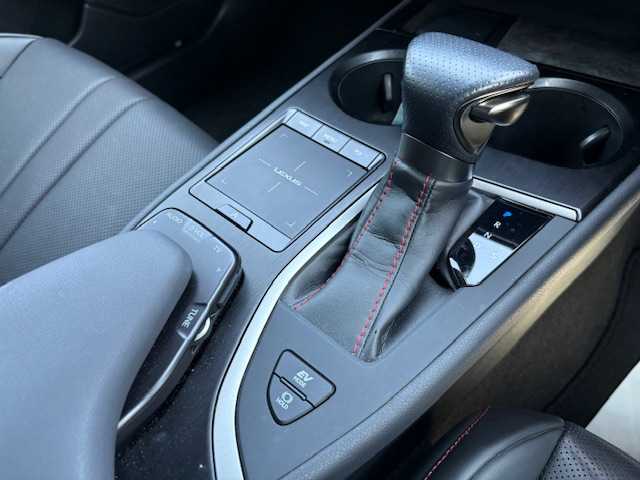レクサス ＵＸ 250h Fスポーツ 大阪府 2020(令2)年 8.9万km マダーレッド 純正10.3型メーカーナビ/全方位カメラ/ブラインドスポットモニター/レクサスセーフティシステム/電動リアゲート/パワーシート/シートヒーター/ステアリングスイッチ/シートポジションメモリー/ドライブレコーダー/ビルトインETC2.0/三眼LEDヘッドライト/純正アルミホイール/スマートキー