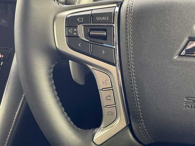 三菱 デリカＤ：５ ブラックエディション 岐阜県 2025(令7)年 0.1千km アメジストブラック ブラックエディション　/4WD　/アルパインD:5専用11型ナビゲーション（EX11NX）/アルパイン12.8型後席用モニター/オリジナルナビ取付パッケージ＋リアモニター取付パッケージ/電動ステップ/マルチアラウンドモニター/AC100V/両側パワースライドドア/シートヒーター（運転席・助手席）/ステアリングヒーター/パワーバックドア/パワーシート/マルチLEDヘッドライト/LEDフォグランプ/アクティブスタビリティコントロール/e-Assist/衝突軽減ブレーキシステム/車線逸脱警報（LDW）/後側方車両検知警報（BSW）/リア・クロス・トラフィック・アラート（RCTA）/レーダークルーズコントロール/オートマチックハイビーム/ヒルスタートアシスト