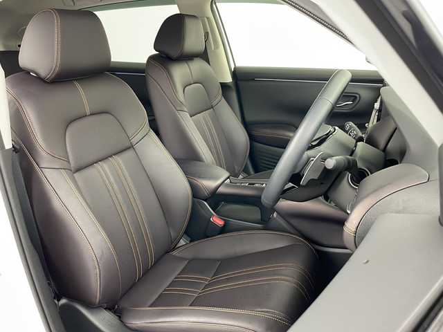 ホンダ ＺＲ－Ｖ ハイブリッド e:HEV Z 道央・札幌 2024(令6)年 1.9万km プラチナホワイトパール ・4WD/・寒冷地仕様/・純正ナビ&BT&TV&Apple Car Play&Android Auto/・BOSEプレミアムサウンド/・全方位カメラ/・パワーテールゲート/・Honda　SENSING/・本革シート/・前席パワーシート/・運転席シートメモリ/・全席シートヒーター/・ステアリングヒーター/・ワイヤレス充電/・ビルトインETC/・ドアミラーヒーター/・LEDヘッドライト/・アダプティブドライビングビーム/・オートライト/・スマートキー/・純正18インチAW