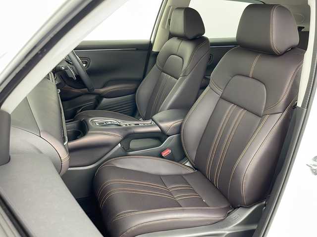 ホンダ ＺＲ－Ｖ ハイブリッド e:HEV Z 道央・札幌 2024(令6)年 1.9万km プラチナホワイトパール ・4WD/・寒冷地仕様/・純正ナビ&BT&TV&Apple Car Play&Android Auto/・BOSEプレミアムサウンド/・全方位カメラ/・パワーテールゲート/・Honda　SENSING/・本革シート/・前席パワーシート/・運転席シートメモリ/・全席シートヒーター/・ステアリングヒーター/・ワイヤレス充電/・ビルトインETC/・ドアミラーヒーター/・LEDヘッドライト/・アダプティブドライビングビーム/・オートライト/・スマートキー/・純正18インチAW