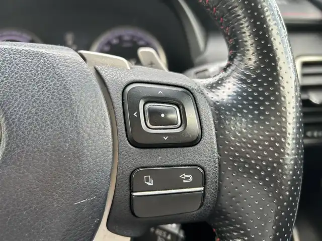 レクサス ＮＸ 300h Fスポーツ 岡山県 2015(平27)年 8.9万km ブラック 登録時走行距離89044km/パノラマルーフ/純正ナビ/フルセグTV(AM.FM.CD.DVD.TV.BT)/バックカメラ/ビルトインETC/シートヒーター/エアシート/ステアリングヒーター/クリアランスソナー/衝突軽減ブレーキ/レーダークルーズコントロール/レーンキープアシスト/オートライト/アイドリングストップ/電動リアゲート/18インチ純正AW/純正フロアマット/本革シート/プッシュスタート