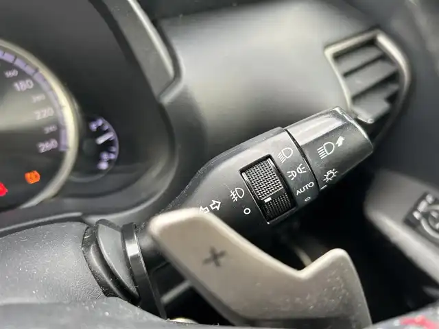 レクサス ＮＸ 300h Fスポーツ 岡山県 2015(平27)年 8.9万km ブラック 登録時走行距離89044km/パノラマルーフ/純正ナビ/フルセグTV(AM.FM.CD.DVD.TV.BT)/バックカメラ/ビルトインETC/シートヒーター/エアシート/ステアリングヒーター/クリアランスソナー/衝突軽減ブレーキ/レーダークルーズコントロール/レーンキープアシスト/オートライト/アイドリングストップ/電動リアゲート/18インチ純正AW/純正フロアマット/本革シート/プッシュスタート