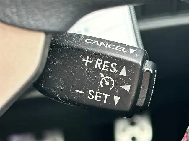 レクサス ＮＸ 300h Fスポーツ 岡山県 2015(平27)年 8.9万km ブラック 登録時走行距離89044km/パノラマルーフ/純正ナビ/フルセグTV(AM.FM.CD.DVD.TV.BT)/バックカメラ/ビルトインETC/シートヒーター/エアシート/ステアリングヒーター/クリアランスソナー/衝突軽減ブレーキ/レーダークルーズコントロール/レーンキープアシスト/オートライト/アイドリングストップ/電動リアゲート/18インチ純正AW/純正フロアマット/本革シート/プッシュスタート