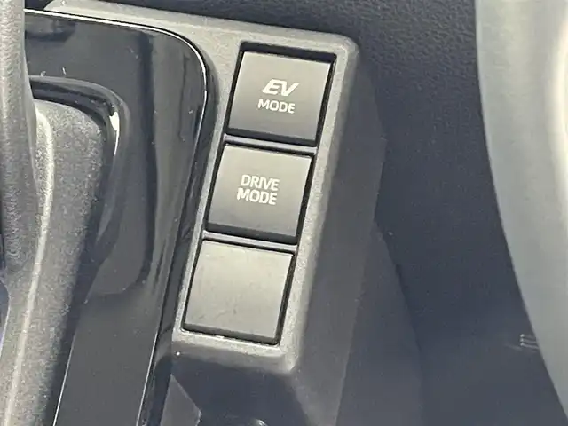 トヨタ シエンタ ハイブリッド Z 滋賀県 2022(令4)年 3.5万km ホワイトパールクリスタルシャイン 純正10.5インチナビ/【Bluetooth/CD/DVD/フルセグTV/USB/Miracast】/トヨタセーフティセンス/・プリクラッシュセーフティ/・レーントレーシングアシスト/・レーダークルーズコントロール/・オートマチックハイビーム/バックカメラ/ビルトインETC/両側パワースライドドア/クリアランスソナー/ブラインドスポットモニター/AC100V電源/LEDヘッドライト/ドアバイザー/プッシュスタート/スマートキー