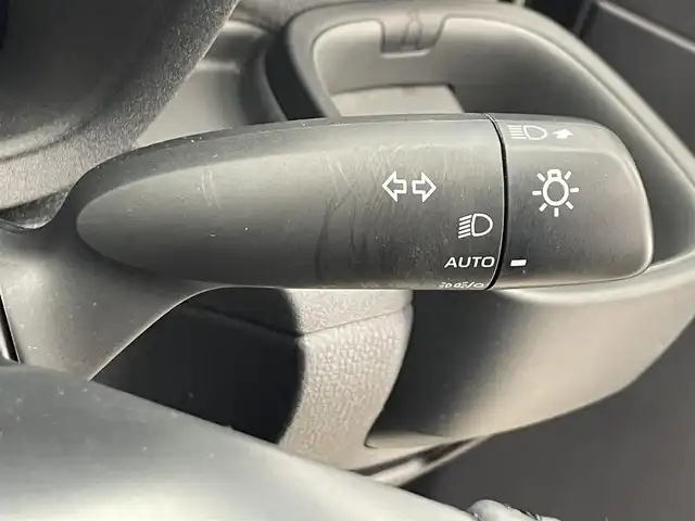 トヨタ シエンタ ハイブリッド Z 滋賀県 2022(令4)年 3.5万km ホワイトパールクリスタルシャイン 純正10.5インチナビ/【Bluetooth/CD/DVD/フルセグTV/USB/Miracast】/トヨタセーフティセンス/・プリクラッシュセーフティ/・レーントレーシングアシスト/・レーダークルーズコントロール/・オートマチックハイビーム/バックカメラ/ビルトインETC/両側パワースライドドア/クリアランスソナー/ブラインドスポットモニター/AC100V電源/LEDヘッドライト/ドアバイザー/プッシュスタート/スマートキー