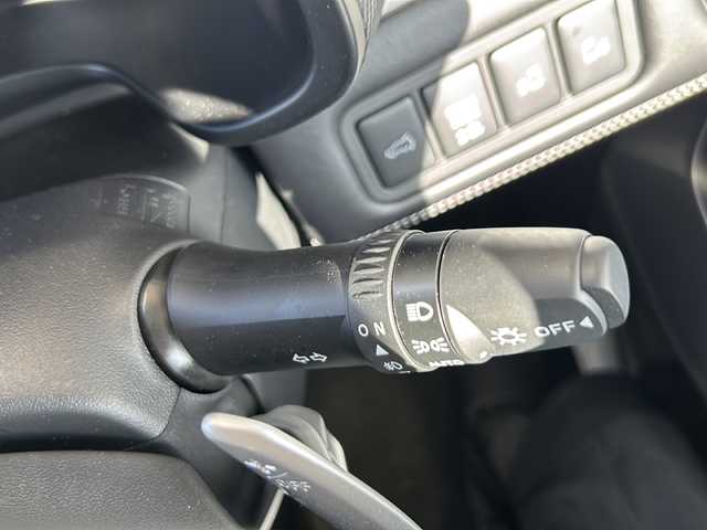 三菱 デリカＤ：５ シャモニー 静岡県 2025(令7)年 0.1千km グラファイトグレーメタリック/ブラックマイカ 社外ナビ（BOUWOIMAナビ　10インチ）/　Bluetooth/ラジオ/主要装備/・アダプティクブクルーズコントロール/・レーンキープアシスト/・プリクラッシュセーフティー/・全方位カメラ/・両側パワースライドドア/・BSM/・シートヒーター/・パドルシフト/・アラウンドビューモニター（ミラー型）/・アイドリングストップ/・ステアリングヒーター/・ステアリングリモコン/・オートホールド/・オートハイビーム/・LEDヘッドライト