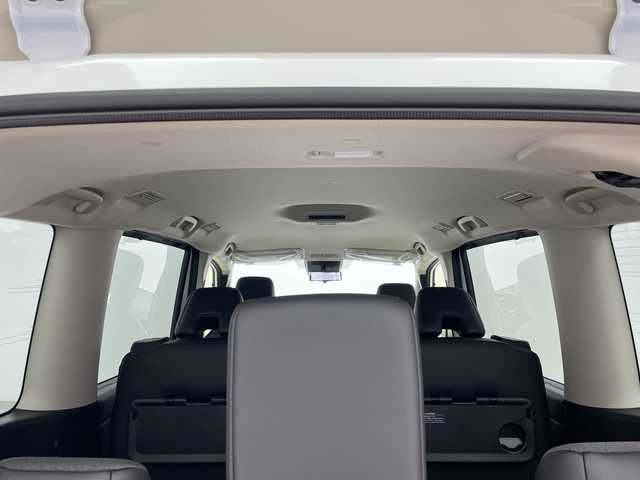 日産 セレナ e－パワー ハイウェイスター V 群馬県 2025(令7)年 0.1千km プリズムホワイト 登録未使用車　純正１２．３型ナビ　フルセグＴＶ　全周囲カメラ　ワイヤレス充電　アダプティブクルーズコントロール　ブラインドスポットモニター　両側電動スライドドア　デジタルインナーミラー　ＥＴＣ２．０