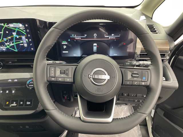 日産 セレナ e－パワー ハイウェイスター V 群馬県 2025(令7)年 0.1千km プリズムホワイト 登録未使用車　純正１２．３型ナビ　フルセグＴＶ　全周囲カメラ　ワイヤレス充電　アダプティブクルーズコントロール　ブラインドスポットモニター　両側電動スライドドア　デジタルインナーミラー　ＥＴＣ２．０