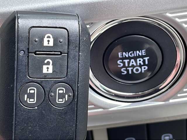 スズキ スペーシア HYBRID X 長野県 2022(令4)年 4万km シフォンアイボリーメタリック セーフティサポート/・デュアルセンサーブレーキサポート/・車線逸脱警報機能/・誤発進抑制機能/・後方誤発進抑制機能/・ふらつき警報機能/・先行車発進お知らせ機能/・後退時ブレーキサポート/・リアパーキングセンサー/ワンオーナー/社外7インチディスプレイオーディオ/（Bluetooth/FM/AM）/ETC/両側パワースライドドア/運転席シートヒーター/ドライブレコーダー/オートライト/スマートキー/Pスタート/アイドリングストップ/スリムサーキュレーター/電動格納ミラー/純正フロアマット/ドアバイザー