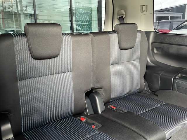 トヨタ ヴォクシー ZS 長野県 2014(平26)年 5万km ブラック TRDエアロ/純正9インチSDナビ（NSZT-Y64T）/FM・AM・DVD・CD・フルセグテレビ/Bluetooth Audio/ドライブレコーダー（YCD-18FHR）/両側パワースライドドア/レーダー探知機（YA-W17GA）/純正16インチアルミホイール/革巻きステアリング/アイドリングストップ/ステアリングスイッチ/LEDヘッドライト/オートライト/フォグランプ/純正フロアマット/ウィンカーミラー/ドアバイザー/プッシュスタート/スマートキー/ETC