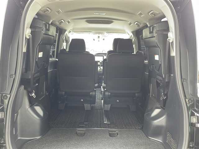 トヨタ ヴォクシー ZS 長野県 2014(平26)年 5万km ブラック TRDエアロ/純正9インチSDナビ（NSZT-Y64T）/FM・AM・DVD・CD・フルセグテレビ/Bluetooth Audio/ドライブレコーダー（YCD-18FHR）/両側パワースライドドア/レーダー探知機（YA-W17GA）/純正16インチアルミホイール/革巻きステアリング/アイドリングストップ/ステアリングスイッチ/LEDヘッドライト/オートライト/フォグランプ/純正フロアマット/ウィンカーミラー/ドアバイザー/プッシュスタート/スマートキー/ETC
