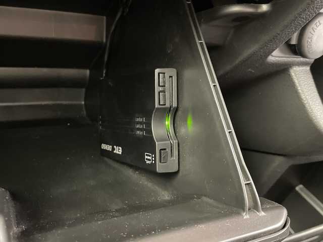 スズキ クロスビー HYBRID MZ 岐阜県 2020(令2)年 4.9万km キャラバンアイボリーパールメタリック/ブラック 2トーンルーフ スズキセーフティサポート/・衝突軽減ブレーキ/・後退時ブレーキサポート/・誤発進抑制機能/・車線逸脱警報機能/・ふらつき警報機能/・クルーズコントロール/・車線維持支援機能/・先行車発進おしらせ/社外ナビ/・フルセグ/BT/CD/DVD/ETC/シートヒーター/革巻きステアリング/パドルシフト/フロアマット