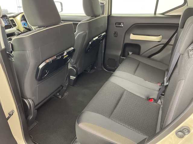 スズキ クロスビー HYBRID MZ 岐阜県 2020(令2)年 4.9万km キャラバンアイボリーパールメタリック/ブラック 2トーンルーフ スズキセーフティサポート/・衝突軽減ブレーキ/・後退時ブレーキサポート/・誤発進抑制機能/・車線逸脱警報機能/・ふらつき警報機能/・クルーズコントロール/・車線維持支援機能/・先行車発進おしらせ/社外ナビ/・フルセグ/BT/CD/DVD/ETC/シートヒーター/革巻きステアリング/パドルシフト/フロアマット