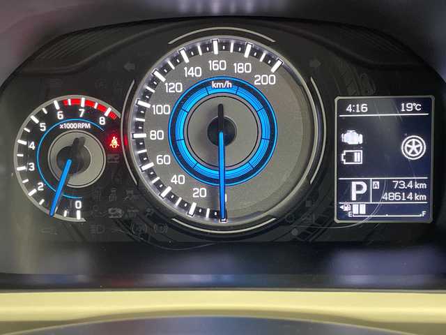 スズキ クロスビー HYBRID MZ 岐阜県 2020(令2)年 4.9万km キャラバンアイボリーパールメタリック/ブラック 2トーンルーフ スズキセーフティサポート/・衝突軽減ブレーキ/・後退時ブレーキサポート/・誤発進抑制機能/・車線逸脱警報機能/・ふらつき警報機能/・クルーズコントロール/・車線維持支援機能/・先行車発進おしらせ/社外ナビ/・フルセグ/BT/CD/DVD/ETC/シートヒーター/革巻きステアリング/パドルシフト/フロアマット