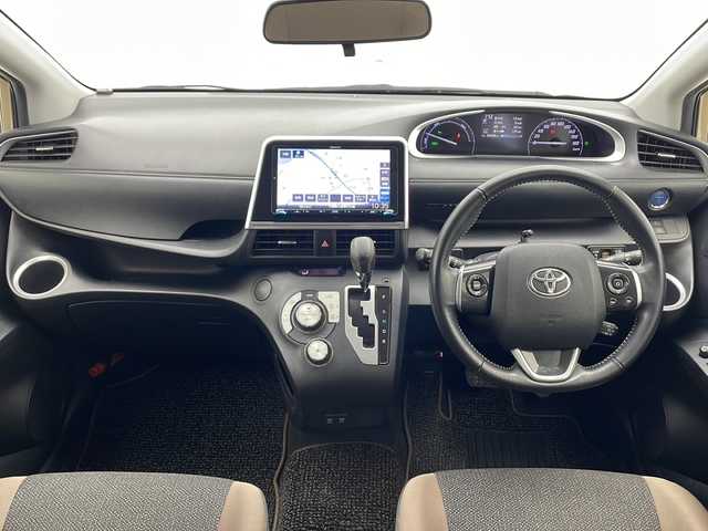 トヨタ シエンタ ハイブリッド ファンベースG グランパー 千葉県 2020(令2)年 2.5万km ベージュ 9インチナビ/(FM/AM/Bluetooth/フルセグTV)パノラミックビューモニター/レーンディパーチャーアラート/ブラインドスポットモニター/クリアランスソナー/リヤクロストラフィックアラート/リヤカメラディテクション/ロードサインアシスト/プロアクティブドライビングアシスト/両側パワースライドドア/ビルトインETC/ISOFIX/HDMI/レザーハンドル/電格ミラー
