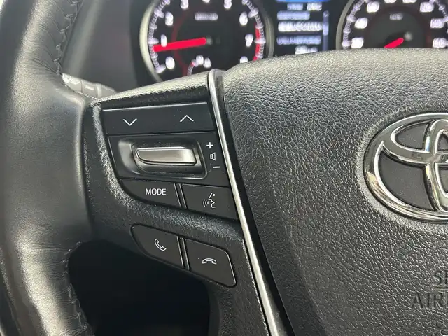 トヨタ アルファード S Cパッケージ 熊本県 2018(平30)年 6.7万km ホワイトパールクリスタルシャイン ワンオーナー/禁煙車/サンルーフ　/アルパインフリップダウンモニター　/アルパインナビ（ＣＤ・ＤＶＤ・フルセグ・ＢＴ・ＳＤ・USB）/バックカメラ　/社外前方ドライブレコーダー/ビルトインETC　/両側パワースライドドア　/パワーバックドア　/レーダークルーズコントロール/前席シートヒーター/前席エアーシート/前席・2列目パワーシート/ステアリングヒーター/助手席・2列目オットマン/衝突軽減ブレーキ/レーンキープアシスト/横滑り防止/前後クリアランスソナー/純正フロアマット/純正１８インチAW/オートライト/オートマチックハイビーム/三眼LEDヘッドライト/フォグランプ/スマートキー/プッシュスタート/スペアキー1本/取扱説明書