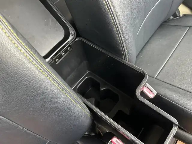 スズキ ジムニー シエラ JC 鹿児島県 2021(令3)年 5.2万km シフォンアイボリーメタリックブラック2トーンルーフ ワンオーナー/社外ALPINEナビ/（Bluetooth/フルセグTV/DVD/CD）/バックカメラ/クルーズコントロール/LEDヘッドライト/シートヒーター/社外16インチアルミホイール/ETC/ドアバイザー