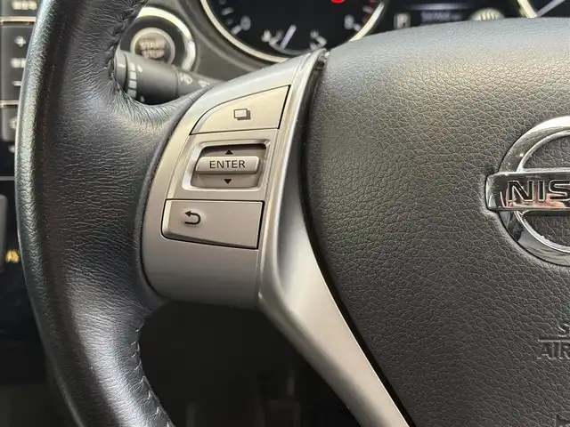 日産 エクストレイル 20X エマージェンシーブレーキ 東京都 2016(平28)年 5.6万km ブリリアントホワイトパール 純正ナビ /・AM/FM/CD/DVD/・フルセグTV/Bluetooth /衝突被害軽減ブレーキ /バックカメラ /カプロンシート /D/Nシートヒーター /ETC /前方ドライブレコーダー /コーナーセンサー/LEDヘッドライト/フォグランプ/ルーフレール/プッシュスタート/スマートキー/スペアキー有/保証書/取扱説明書