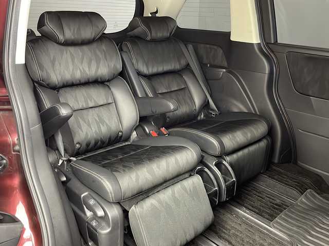 ホンダ オデッセイ ハイブリッド アブソルート・EXホンダセンジング 大阪府 2018(平30)年 5.1万km プレミアムディープロッソパール 純正ホンダインターナビ/・フルセグTV/・Bluetooth/・CD/DVD/・HDMI/純正後席モニター/リアエンターテイメントシステム/ホンダセンシング/ブラインドスポットモニター/全方位カメラ/レーダークルーズコントロール/衝突軽減システム/車線逸脱防止機能/ブレーキホールド/両側パワースライドドア/ハーフレザーシート/前席シートヒーター/後席オットマン/社外18インチアルミホイール