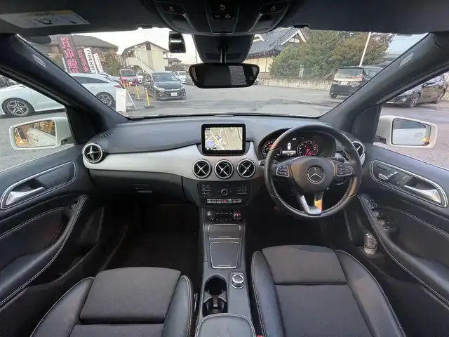 メルセデス・ベンツ Ｂ１８０ 栃木県 2018(平30)年 2.3万km カルサイトホワイト レーダーセーフティパッケージ/キーレスゴー/ナビ/フルセグTV/バックカメラ/ETC/パークトロニック/レーンキープアシスト/ブラインドスポット/ACC/ハーフレザーシート/パワーシート/シートヒーター/ドライブレコーダー/LEDヘッドライト/オートライト