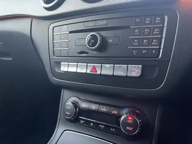 メルセデス・ベンツ Ｂ１８０ 栃木県 2018(平30)年 2.3万km カルサイトホワイト レーダーセーフティパッケージ/キーレスゴー/ナビ/フルセグTV/バックカメラ/ETC/パークトロニック/レーンキープアシスト/ブラインドスポット/ACC/ハーフレザーシート/パワーシート/シートヒーター/ドライブレコーダー/LEDヘッドライト/オートライト