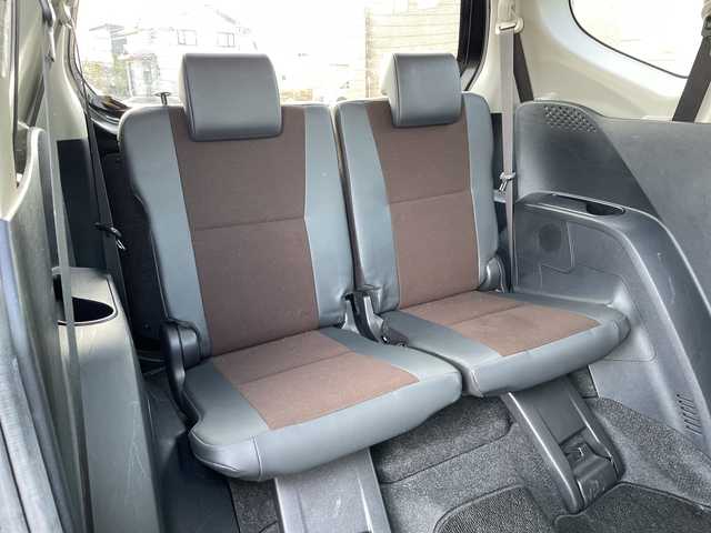 トヨタ シエンタ G クエロ 道央・札幌 2019(令1)年 2.6万km ブラックマイカ ４WD/寒冷地仕様/社外メモリーナビ/AM/FM/BT/SD/DVD/フルセグ/衝突被害軽減ブレーキ/横滑り防止装置/レーンキープアシスト/クリアランスソナー/バックカメラ/両側パワースライドドア/ハーフレザーシート/革巻きステアリング/ステアリングリモコン/プッシュスタート/スマートキー/LEDヘッドライト/オートライト/オートマチックハイビーム/フォグランプ/電動格納ミラー/ウィンカーミラー/純正フロアマット/ドアバイザー/純正ホイールキャップ付き夏タイヤ積込/185/60/R15/2019年/山5mm