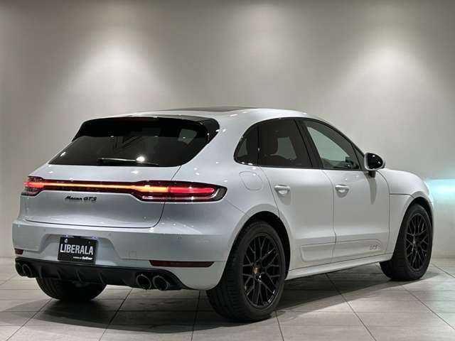 ポルシェ マカン GTS 愛知県 2021(令3)年 3.7万km キャララホワイトメタリック ブラックハーフレザーシート/シートヒーター/パノラマルーフ/アクティブエアサスペンション/スポーツクロノパッケージ/BOSEサウンド/パワステプラス/ＬＥＤヘッドライト/１８way電動アダプティブスポーツシート/スポーツエグゾースト/HDDナビ/フルセグテレビ/全周囲カメラ/ETC２．０/社外レーダー探知機/ドライブレコーダー