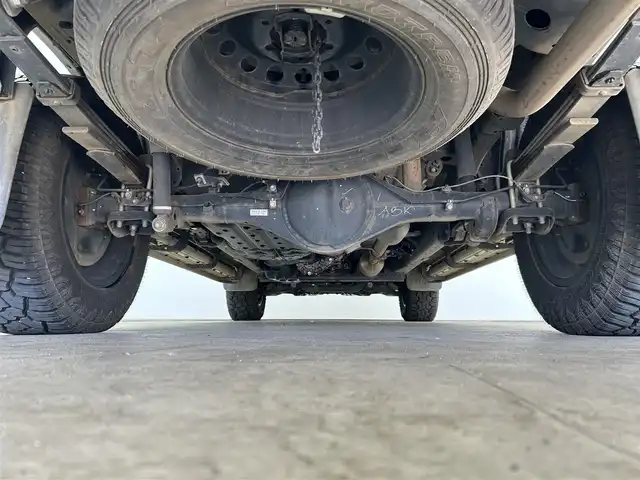 トヨタ ハイラックス X 千葉県 2019(平31)年 8.3万km シルバー