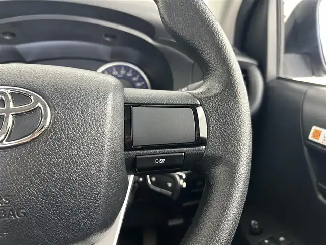 トヨタ ハイラックス X 千葉県 2019(平31)年 8.3万km シルバー