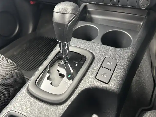 トヨタ ハイラックス X 千葉県 2019(平31)年 8.3万km シルバー