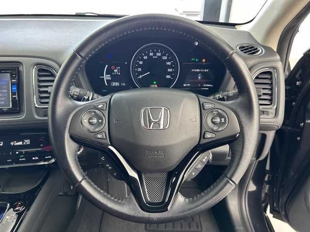 ホンダ ヴェゼル ハイブリッド X ホンダセンシング 奈良県 2016(平28)年 2万km ルーセブラックM 純正ナビ/CD　DVD　フルセグTV　Bluetooth/バックカメラ/ホンダセンシング/追従クルーズコントロール/レーンキープアシスト/パドルシフト/LEDヘッドライト/ETC/前後ドラレコ/純正フロアマット/衝突被害軽減システム