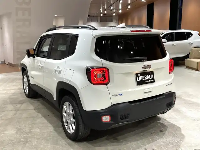 クライスラー・ジープ ジープ レネゲード リミテッド 4xe 道央・札幌 2020(令2)年 3.3万km 白 Uconnectナビ/フルセグTV/USB/Bluetooth/バックカメラ/パークセンス/ACC/レーンセンス/ブラインドスポットモニター/本革シート/シートヒーター/ステアリングヒーター/LEDヘッドライト/ドライブレコーダー/ETC