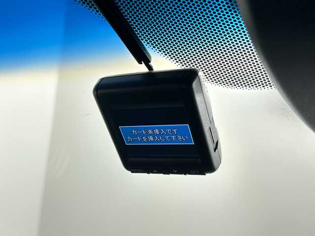 ホンダ ヴェゼル ハイブリッド RS ホンダセンシング 佐賀県 2018(平30)年 5.8万km プレミアムクリスタルレッドM 純正７型ナビ/(TV/CD/DVD/Bluetooth/SD録音/AM/FM)/衝突被害軽減システム/バックカメラ/コーナーセンサー/レーンキープアシスト/車線逸脱警報/レーダークルーズコントロール/パドルシフト/ハーフレザーシート/前席シートヒーター/純正アルミホイール/ＬＥＤヘッドライト/オートライト/フォグライト/純正フロアマット/ルーフレール/ドライブレコーダー/ビルトインETC/ドアバイザー/ステアリングリモコン/スマートキー/プッシュスタート/標識検知機能/横滑り防止装置/盗難防止装置