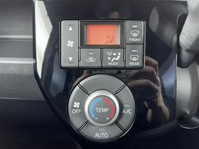 トヨタ ピクシスメガ L SAⅡ 群馬県 2017(平29)年 4.1万km ブラックマイカメタリック 社外ナビ(AVN137MW)/AM/FM/CD/ワンセグ/ETC/両側パワースライドドア/スマートアシストII/・衝突回避軽減ブレーキ/・衝突警報/・車線逸脱警報/・誤発進抑制制御/・後方誤発進抑制制御/・先行車発進お知らせ/コーナーセンサー/アイドリングストップ/横滑り防止装置/オートライト/スマートキー×2/プッシュスタート/電動格納ミラー/純正14インチAW