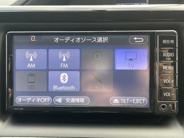 トヨタ ヴォクシー X 沖縄県 2017(平29)年 8.3万km ホワイトパールクリスタルシャイン 純正ナビ・Bluetooth・TV・CD/パワースライドドア/ETC/バックカメラ/オートライト/ステアリングスイッチ/電動格納ミラー/ウィンカードアミラー/サイドバイザー/リアロールサンシェード/ダブルエアコン/LEDヘッドライト